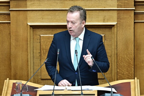 Συζήτηση  στην Ολομέλεια της Βουλής επί της προτάσεως που κατέθεσαν εξήντα (60) Βουλευτές της Κοινοβουλευτικής Ομάδας "ΝΕΑ ΔΗΜΟΚΡΑΤΙΑ", για σύσταση Εξεταστικής Επιτροπής "που θα διερευνήσει όλα τα ζητήματα που έχουν ανακύψει σχετικά με τη λειτουργία του Οργανισμού Πληρωμών και Ελέγχου Κοινοτικών Ενισχύσεων Προσανατολισμού και Εγγυήσεων (Ο.Π.Ε.Κ.Ε.Π.Ε), με γνώμονα την ανάδειξη τυχόν ευθυνών και την αποκατάσταση της αξιοπιστίας του συστήματος πληρωμής των αγροτικών ενισχύσεων, ώστε να αποτελεί έναν αξιόπιστο, αποτελεσματικό και δίκαιο μηχανισμό για όλους τους παραγωγούς της χώρας", Τρίτη 29 Ιουλίου 2025. 
(ΜΙΧΑΛΗΣ ΚΑΡΑΓΙΑΝΝΗΣ/EUROKINISSI)